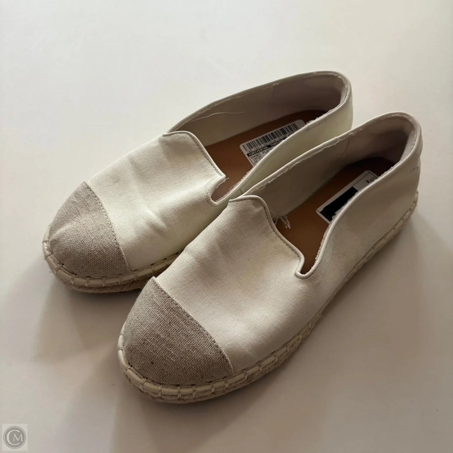 Shoes Flats By Universal Thread In Cream, Size: 6