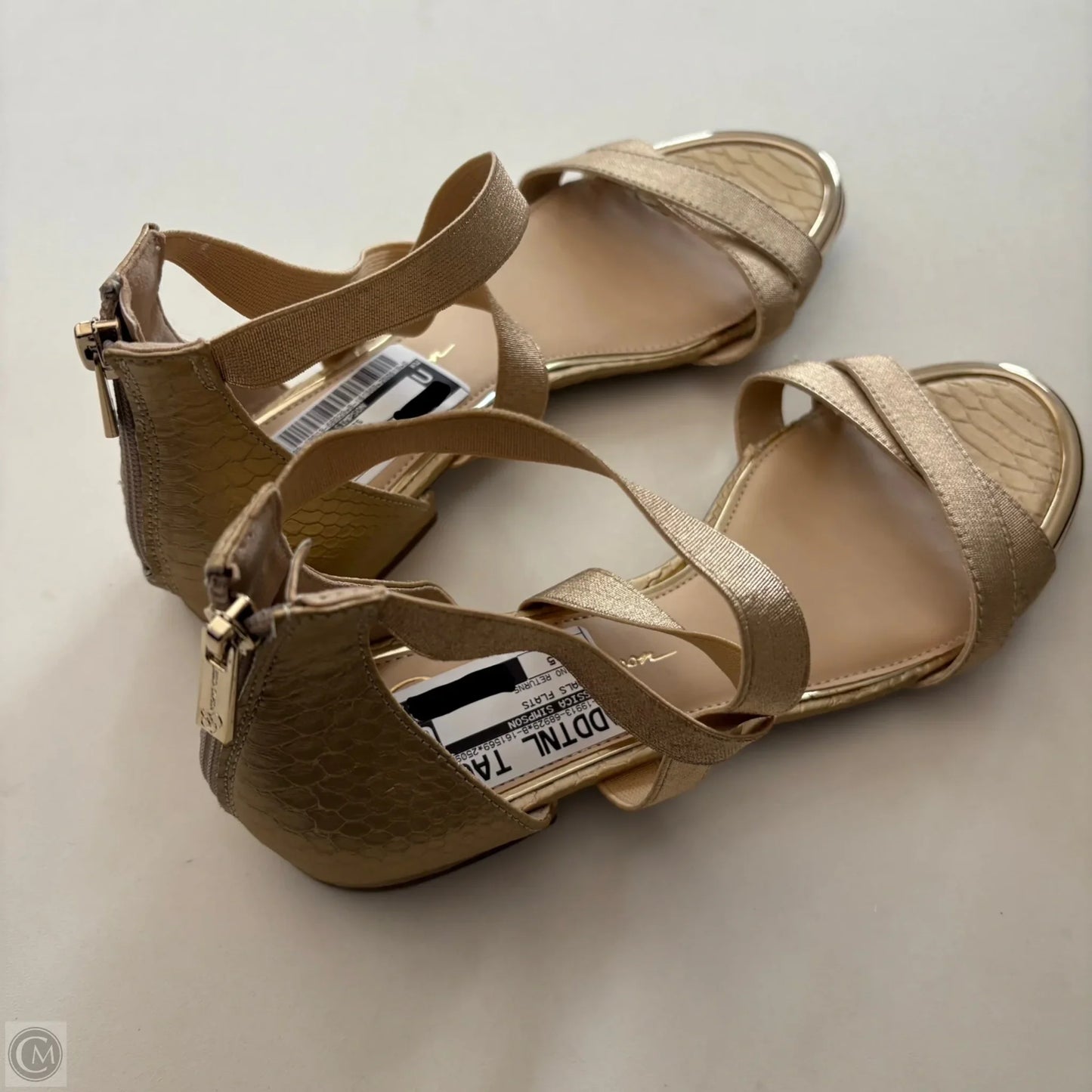 Sandals Flats By Jessica Simpson In Gold, Size: 9.5