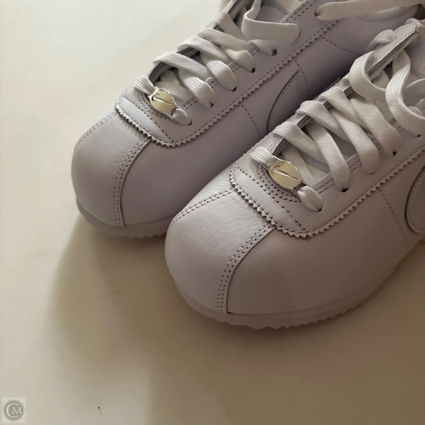 Shoes Athletic By Nike In White, Size: 8