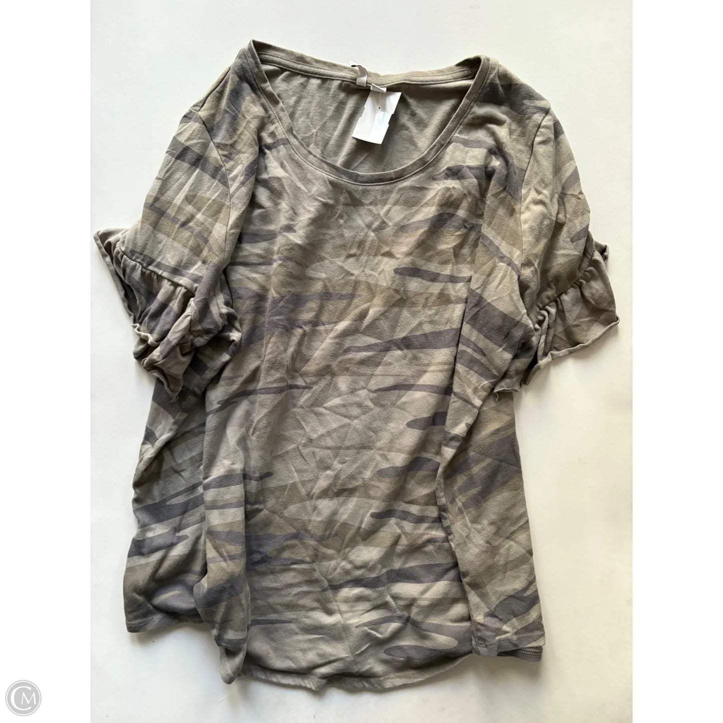 Top Short Sleeve By Cato In Camouflage Print, Size: 1x