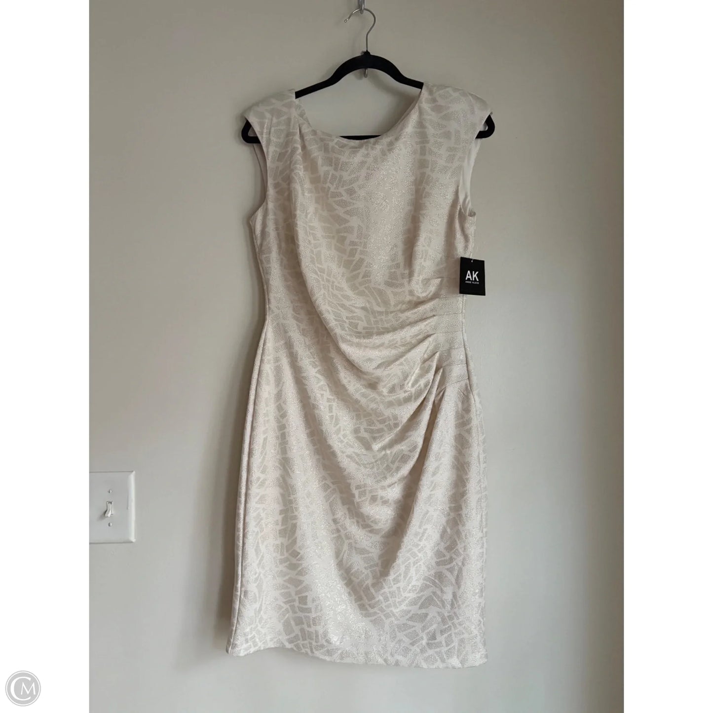 Dress Party Short By Anne Klein In Gold, Size: L