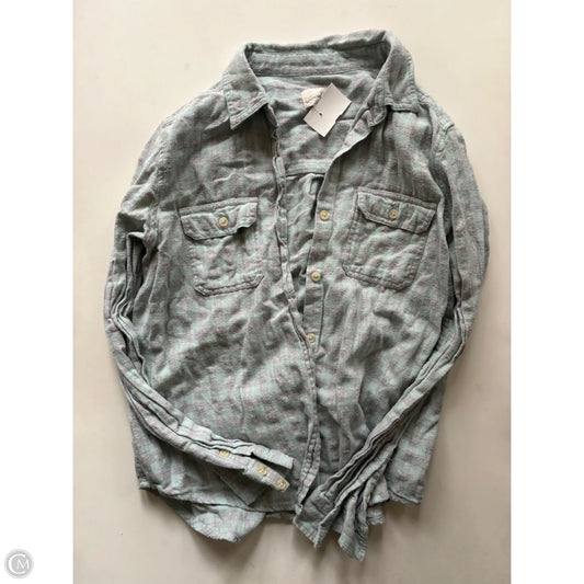 Top Long Sleeve By Universal Thread In Plaid Pattern, Size: M