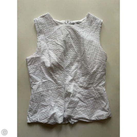 Top Sleeveless By Liz Claiborne In White, Size: 1x