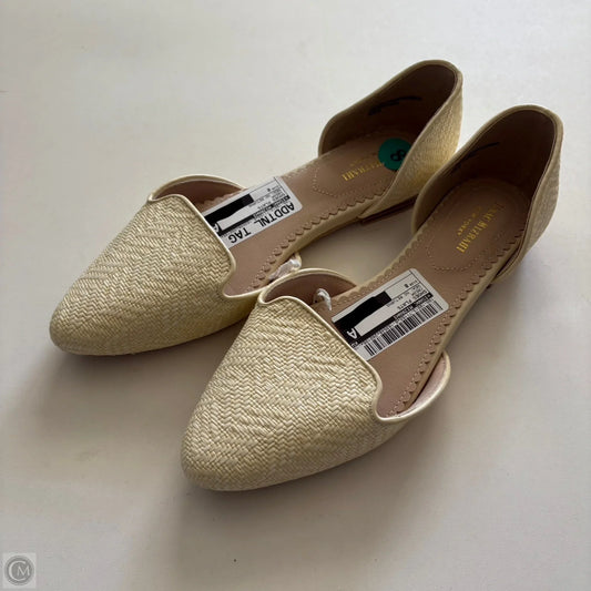 Shoes Flats By Isaac Mizrahi In Cream, Size: 8