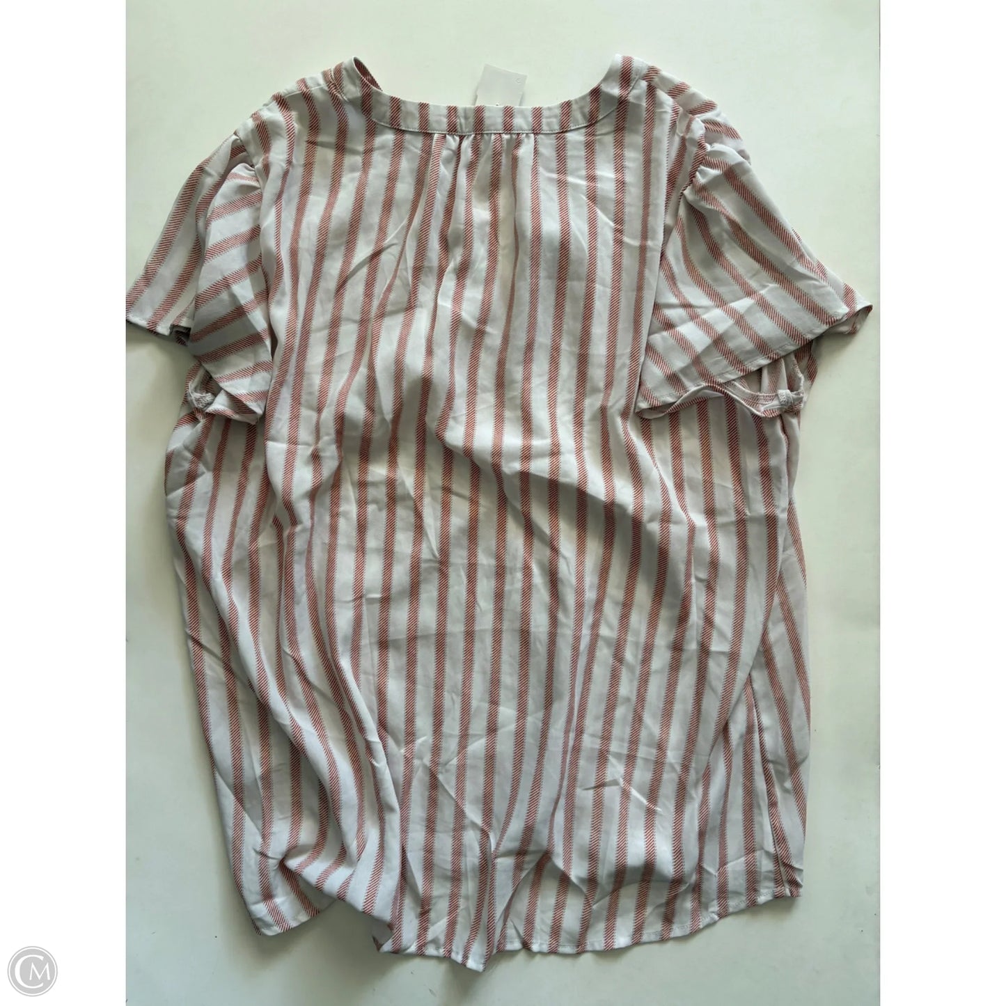 Top Short Sleeve By Maurices In Striped Pattern, Size: Xl