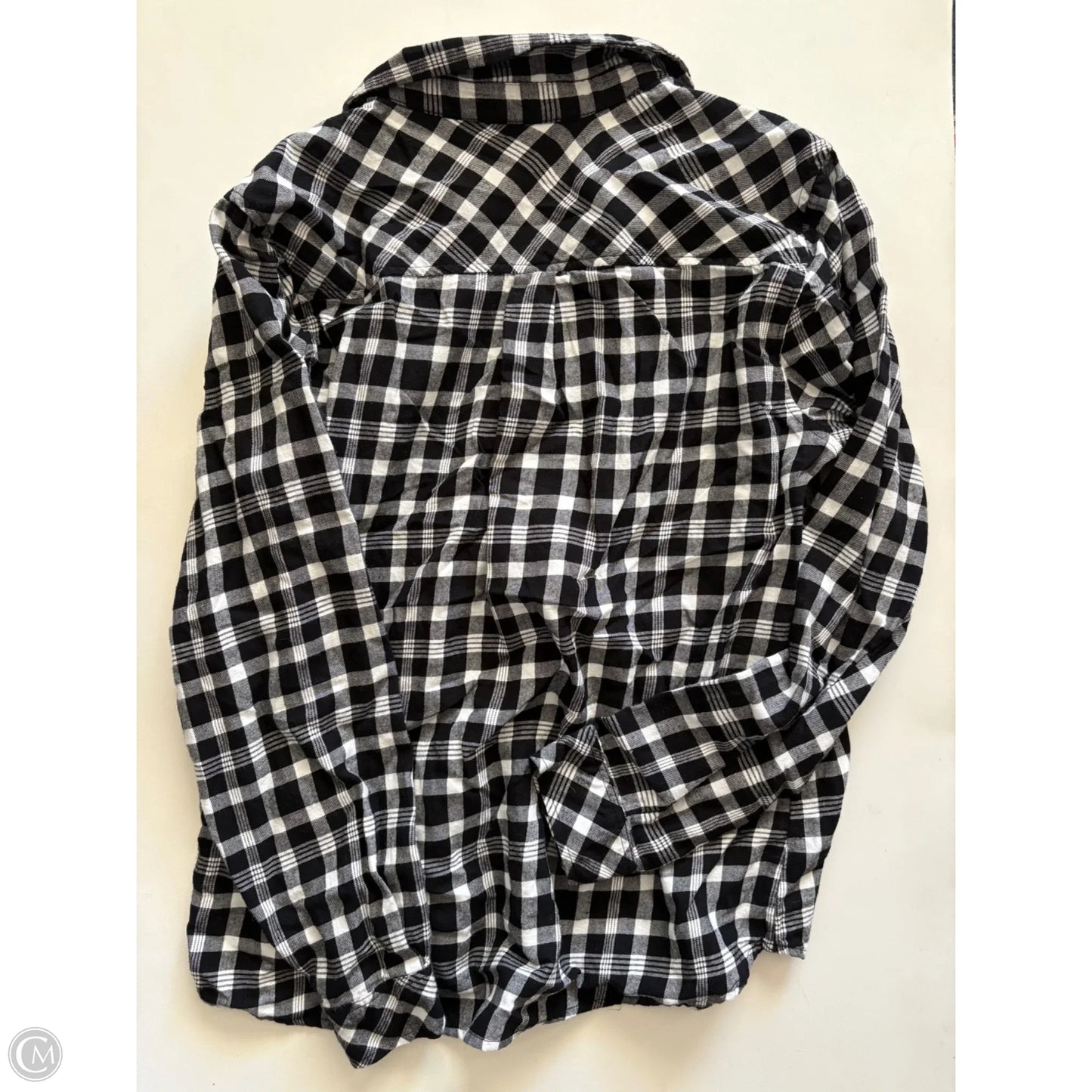 Top Long Sleeve By Croft And Barrow In Plaid Pattern, Size: L