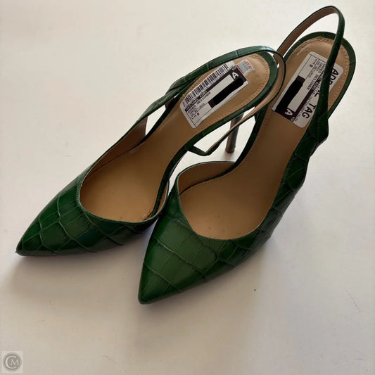 Shoes Designer By Michael Kors In Green, Size: 9