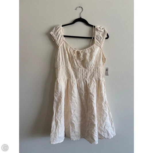 Dress Casual Short By Old Navy In Cream, Size: L