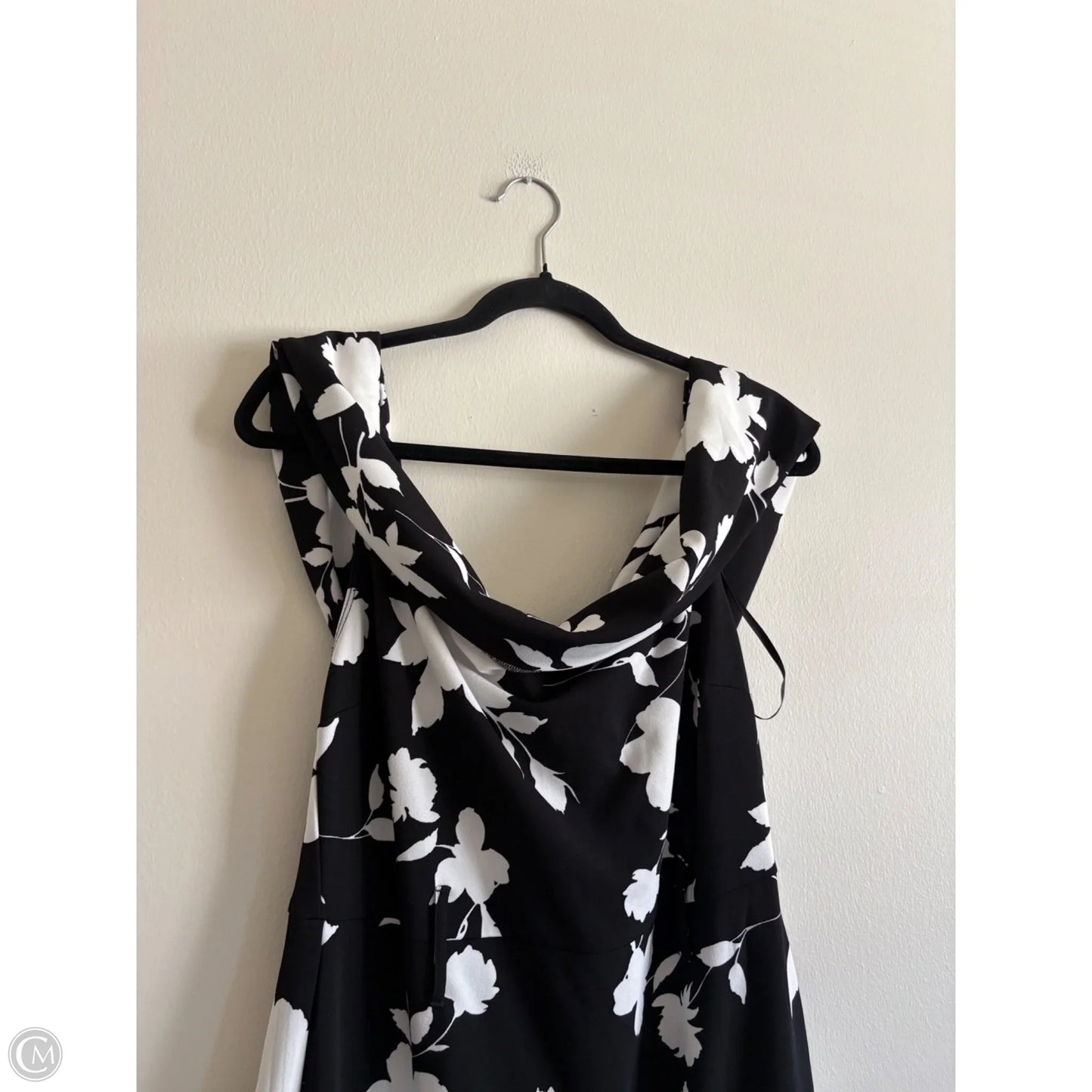 Pants Dress By iNDERO In Plaid Pattern, Size: L