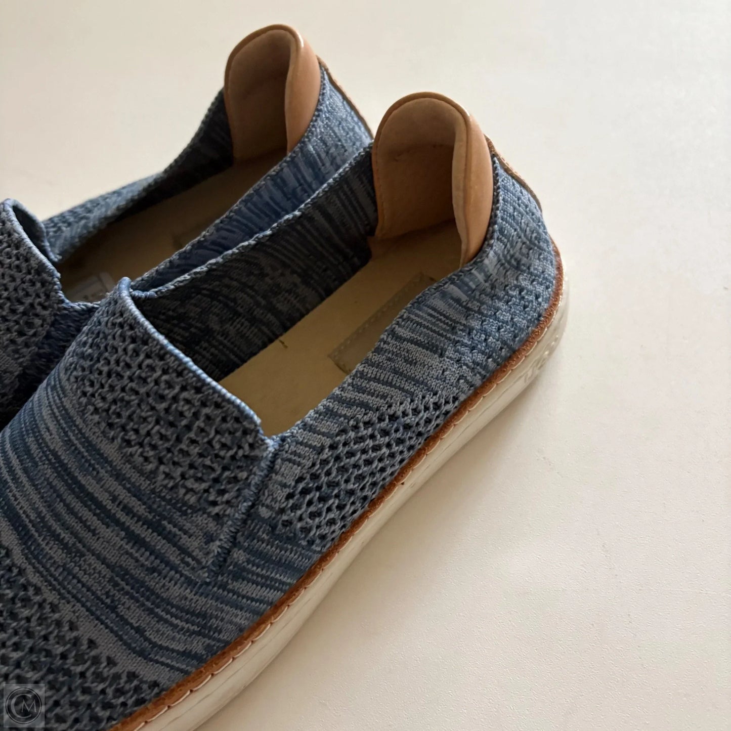 Shoes Designer By Ugg In Blue, Size: 8