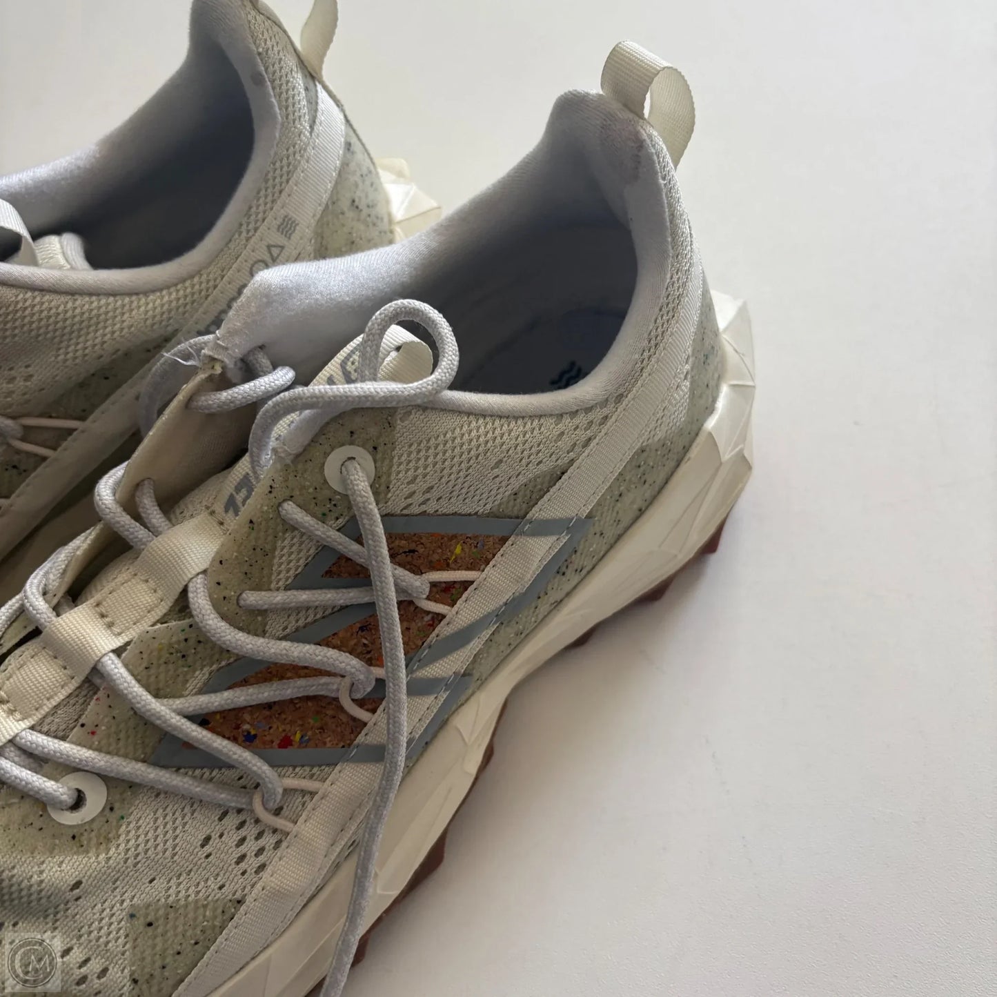 Shoes Athletic By New Balance In Cream & Green, Size: 8.5