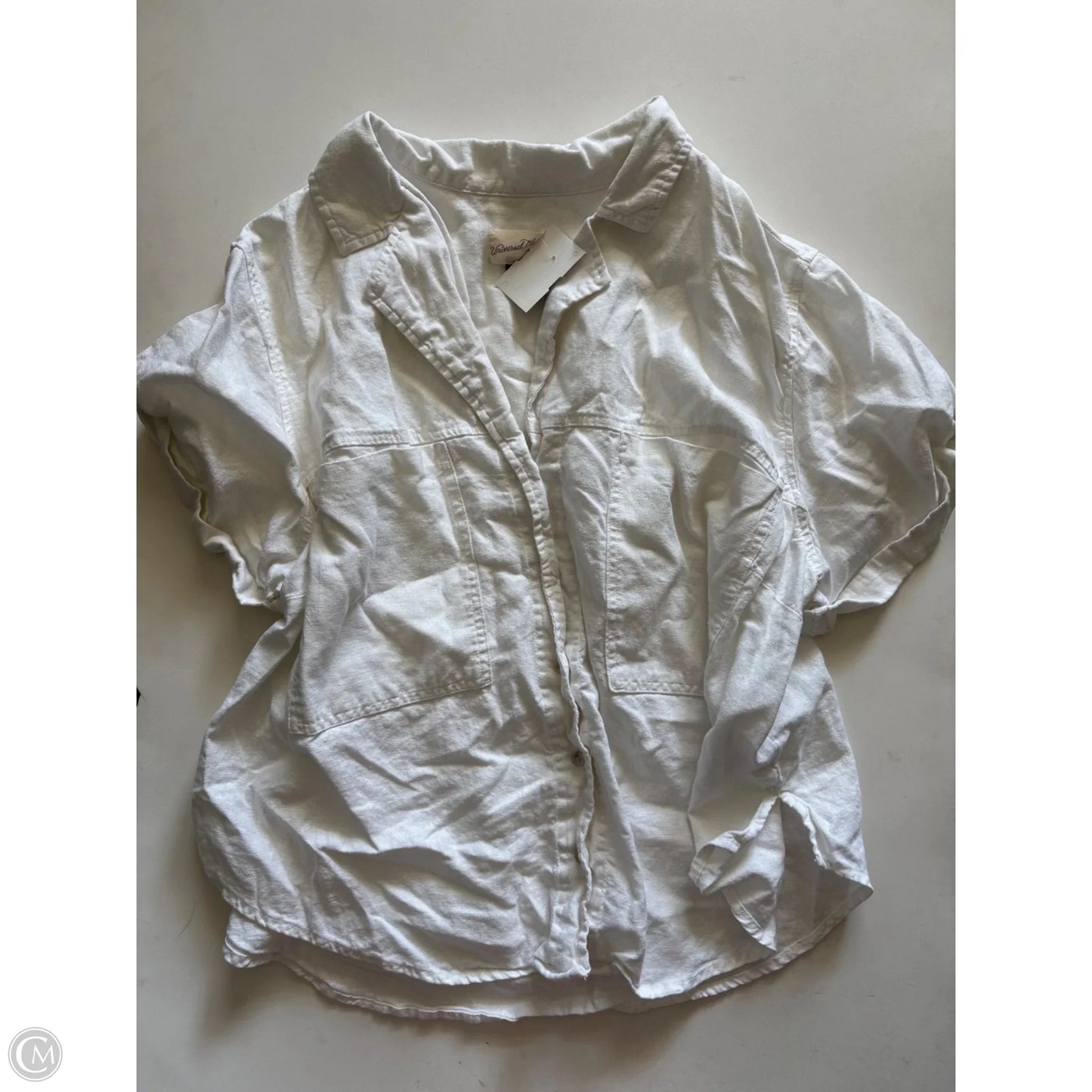 Top Short Sleeve By Universal Thread In White, Size: 2x