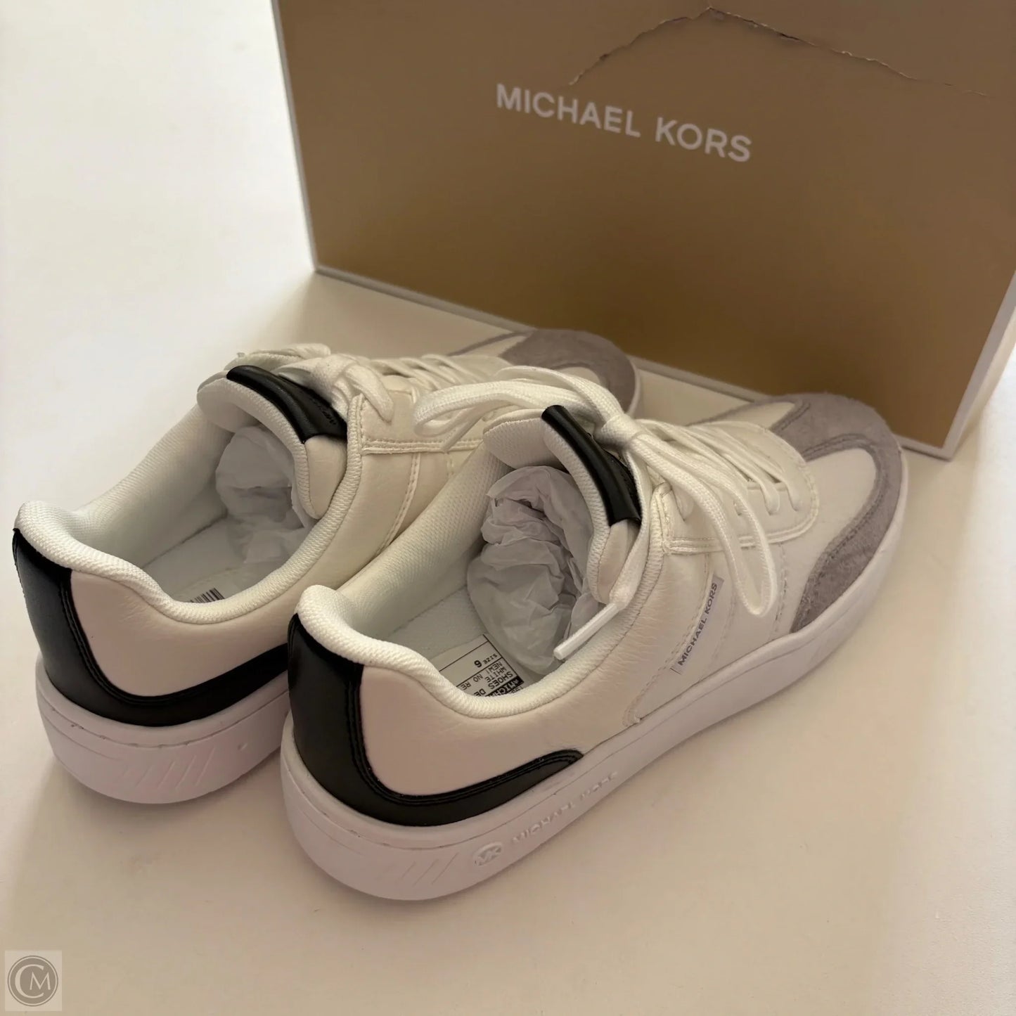 Shoes Designer By Michael Kors In White, Size: 6