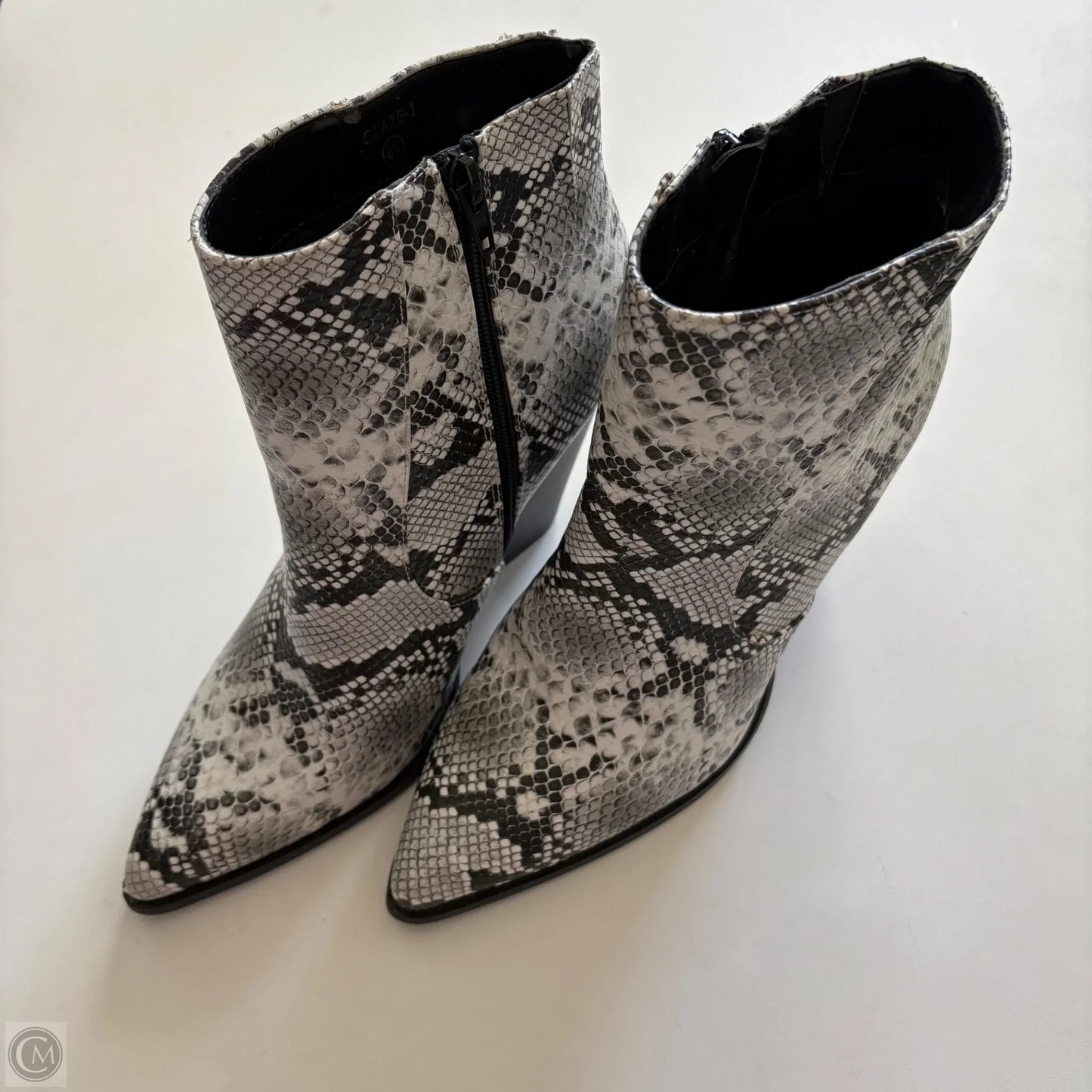 Boots Ankle Heels By Cato In Animal Print, Size: 8.5