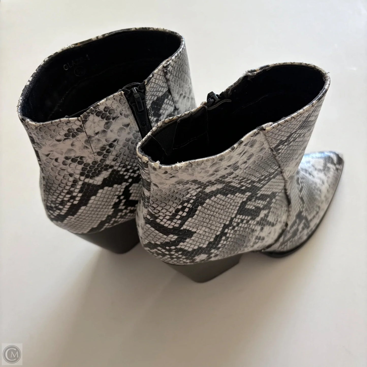 Boots Ankle Heels By Cato In Animal Print, Size: 8.5