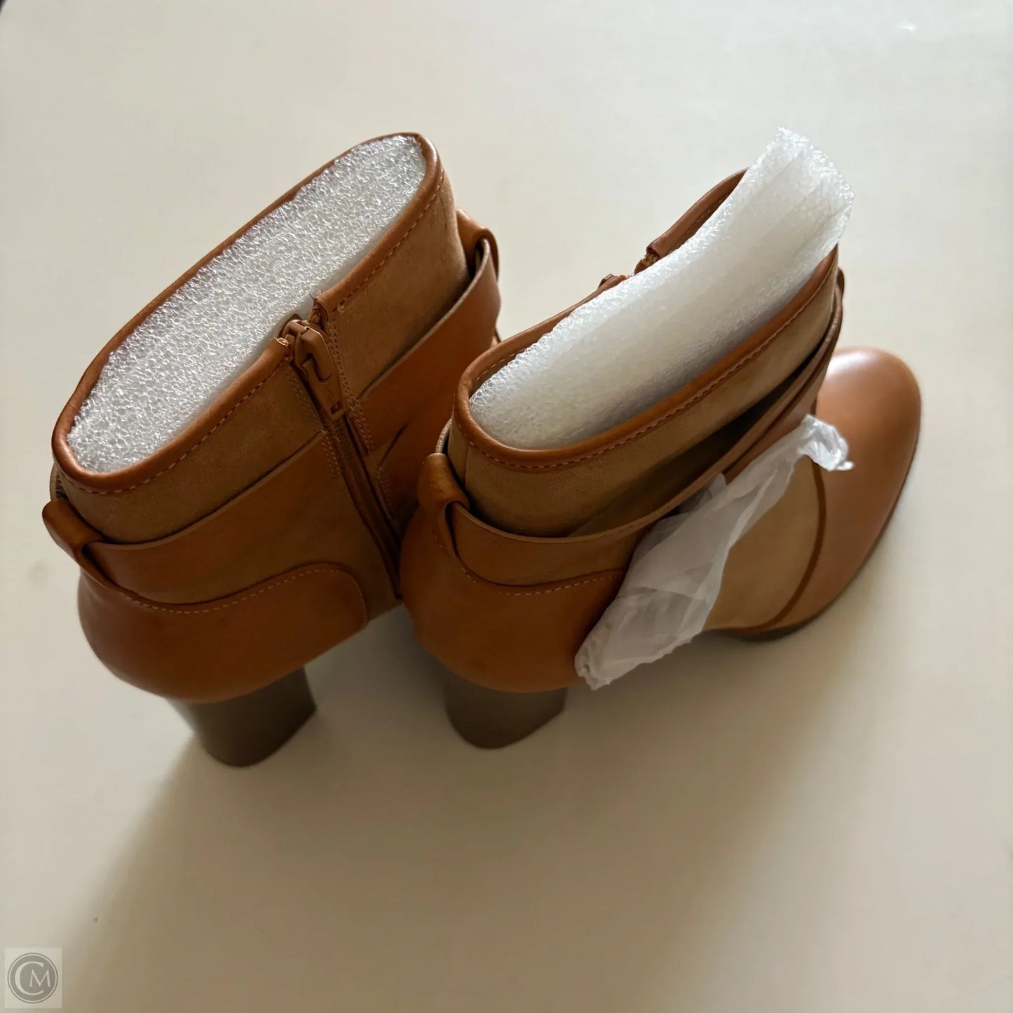 Boots Ankle Heels By Comfort Casual In Tan, Size: 10