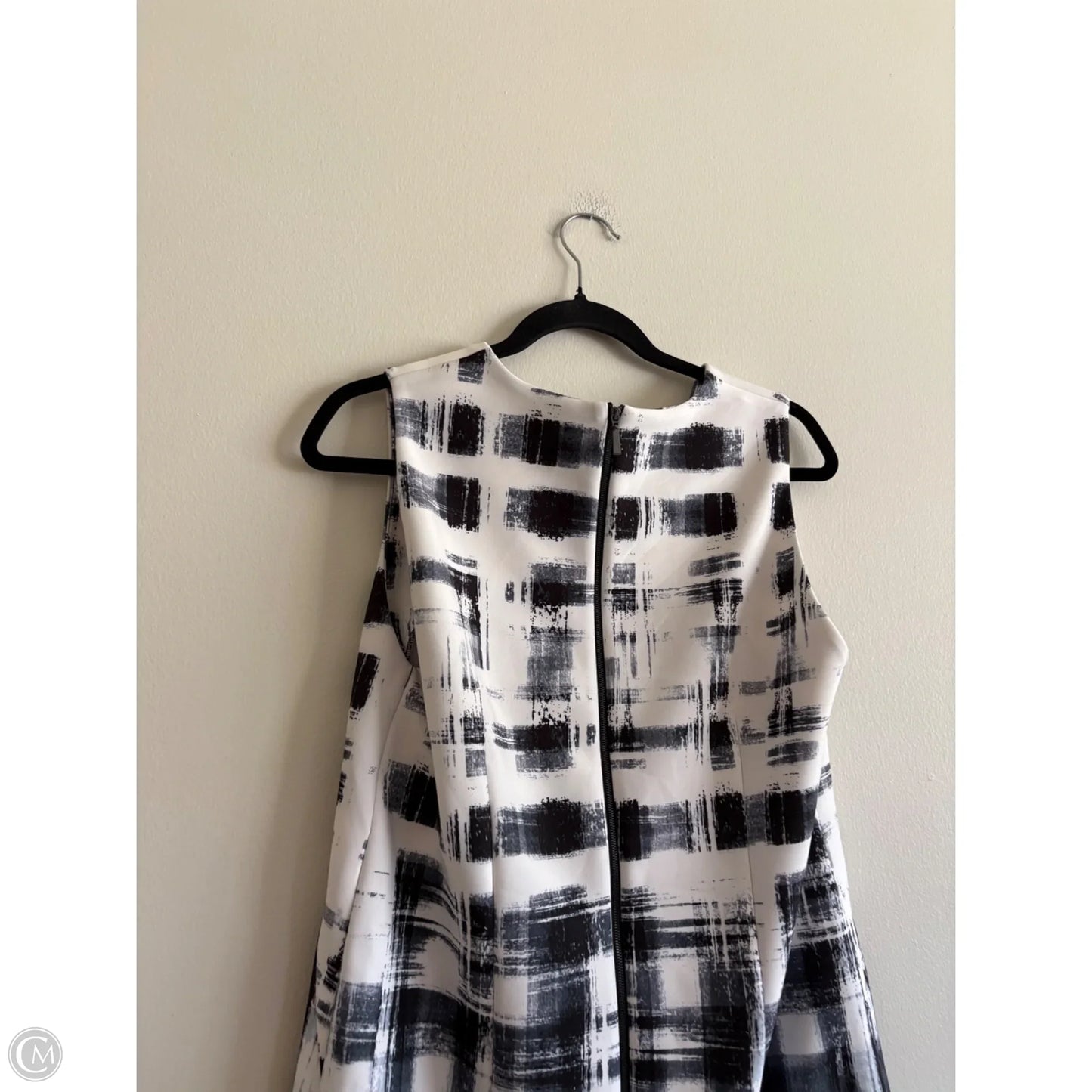 Dress Work By Calvin Klein In Black & Cream, Size: 10