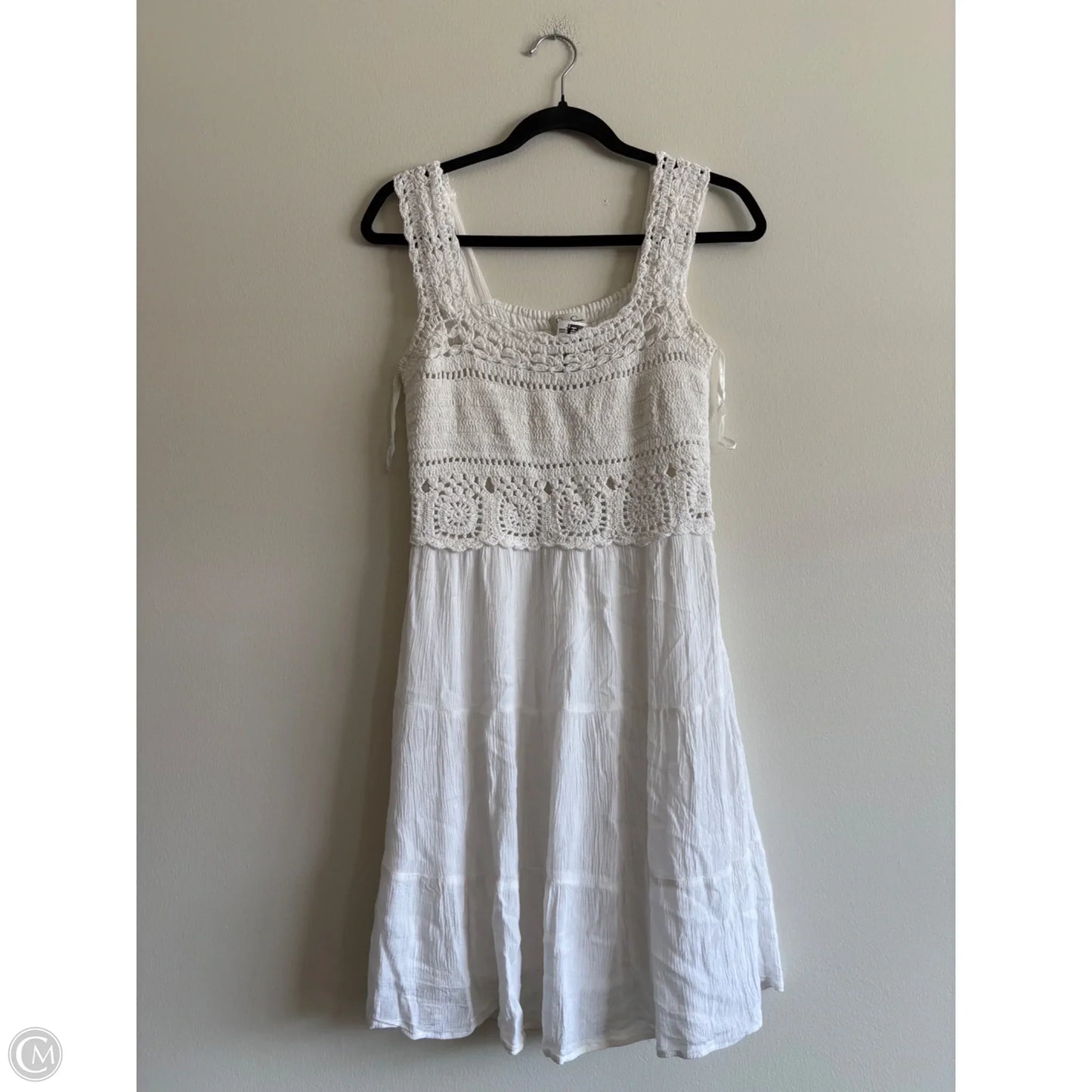 Dress Casual Short By Jessica Simpson In White, Size: M