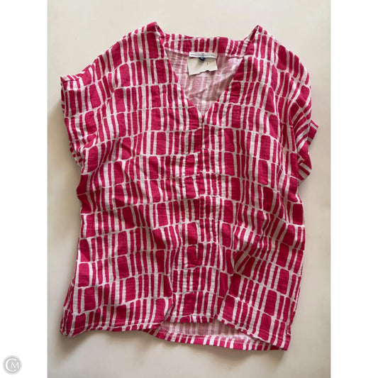 Top Short Sleeve By Michelle Mcdowell In Pink, Size: Xl