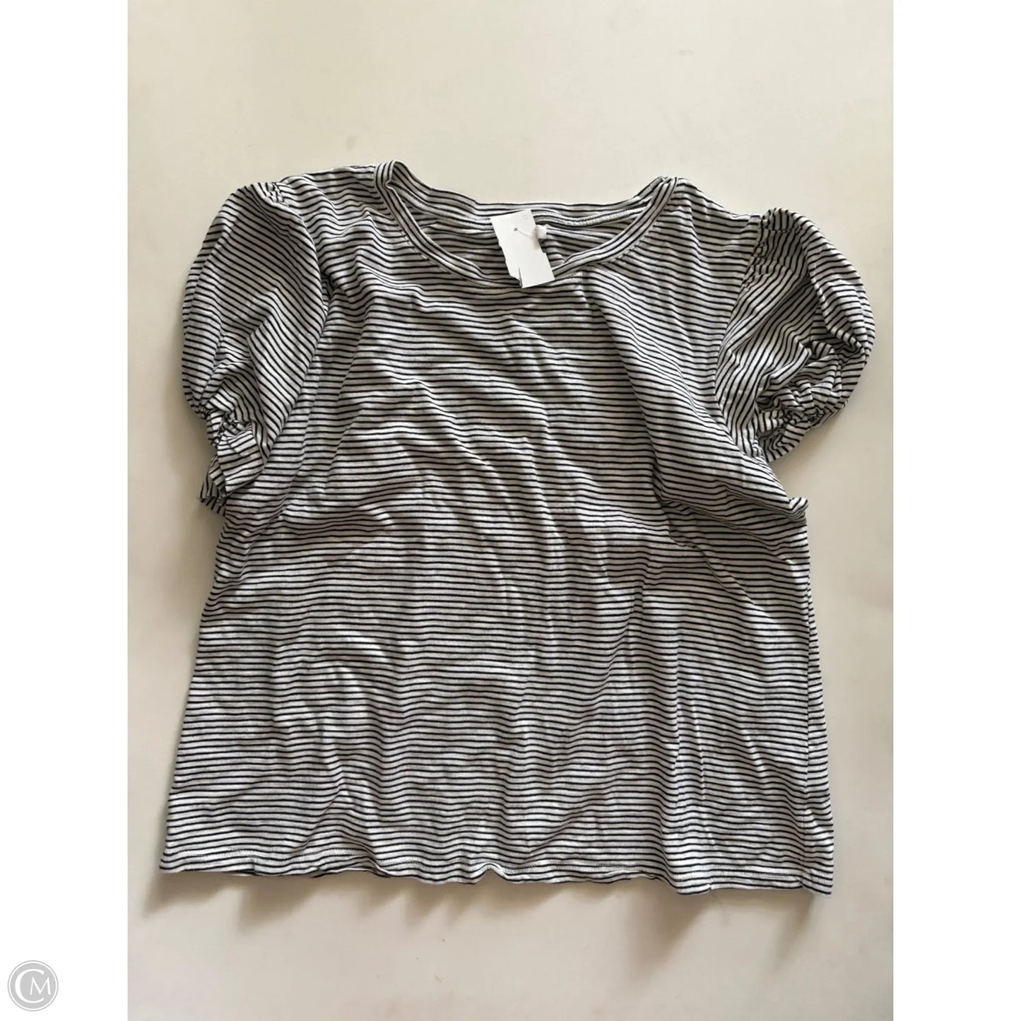 Top Short Sleeve By Maurices In Striped Pattern, Size: L