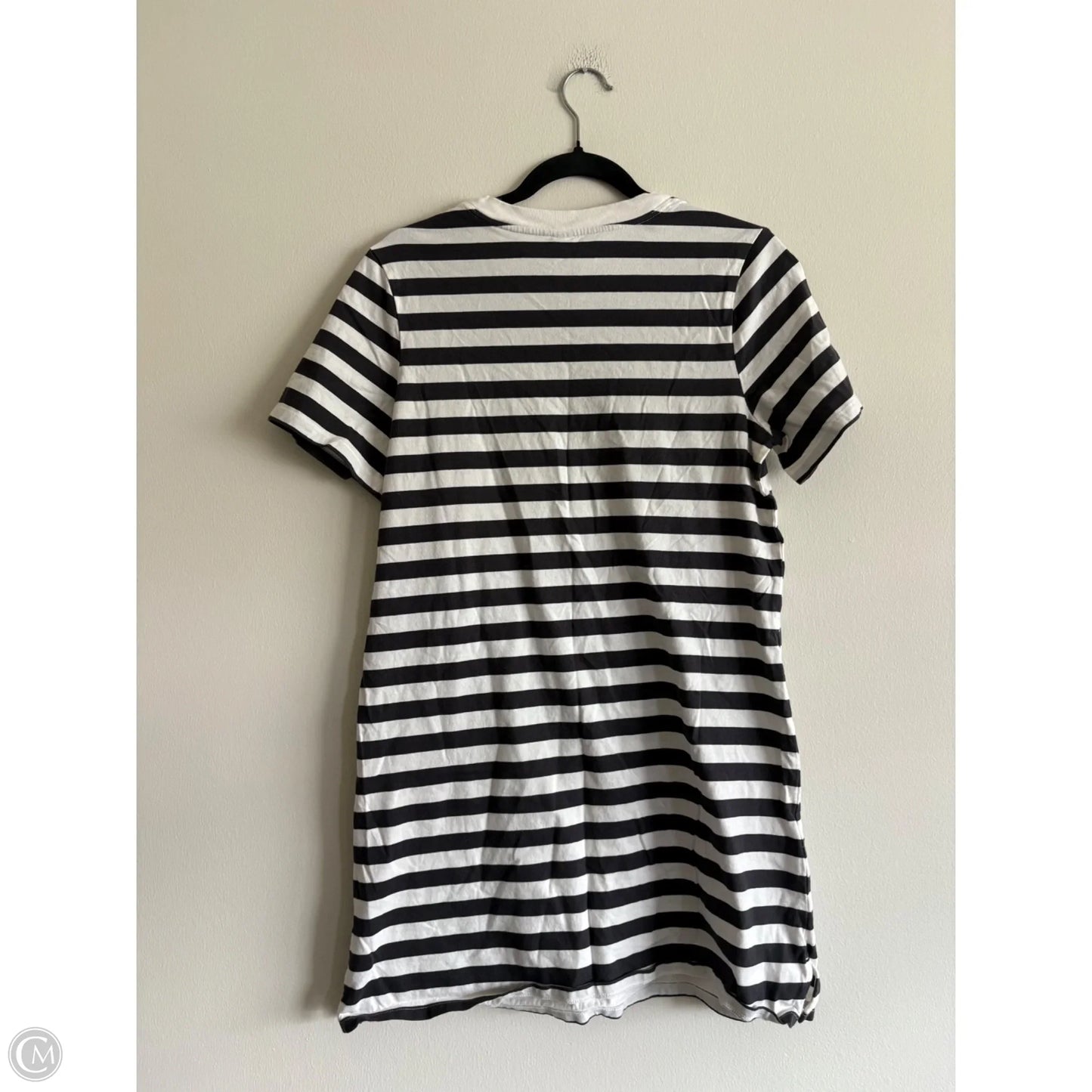 Dress Casual Short By Old Navy In Striped Pattern, Size: M