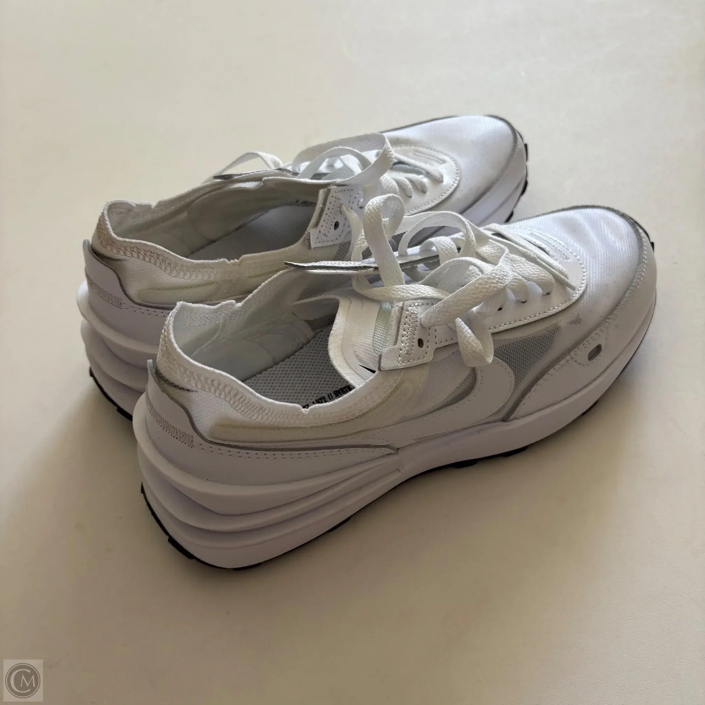 Shoes Athletic By Nike In White, Size: 8
