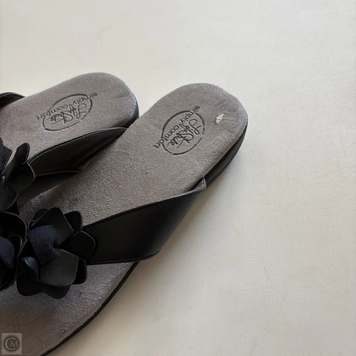 Sandals Flip Flops By Life Stride In Black, Size: 8.5