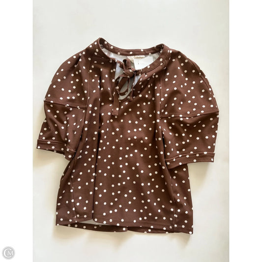 Top Short Sleeve By Melloday In Polkadot Pattern, Size: M