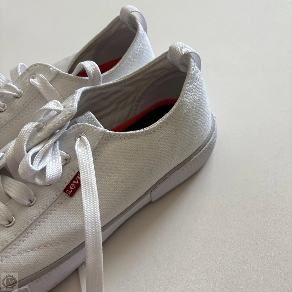 Shoes Athletic By Levis In White, Size: 9