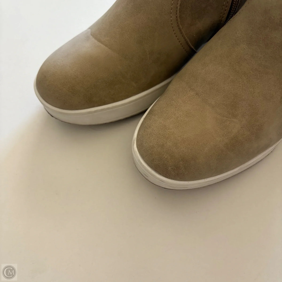 Boots Ankle Flats By Serra In Tan, Size: 9