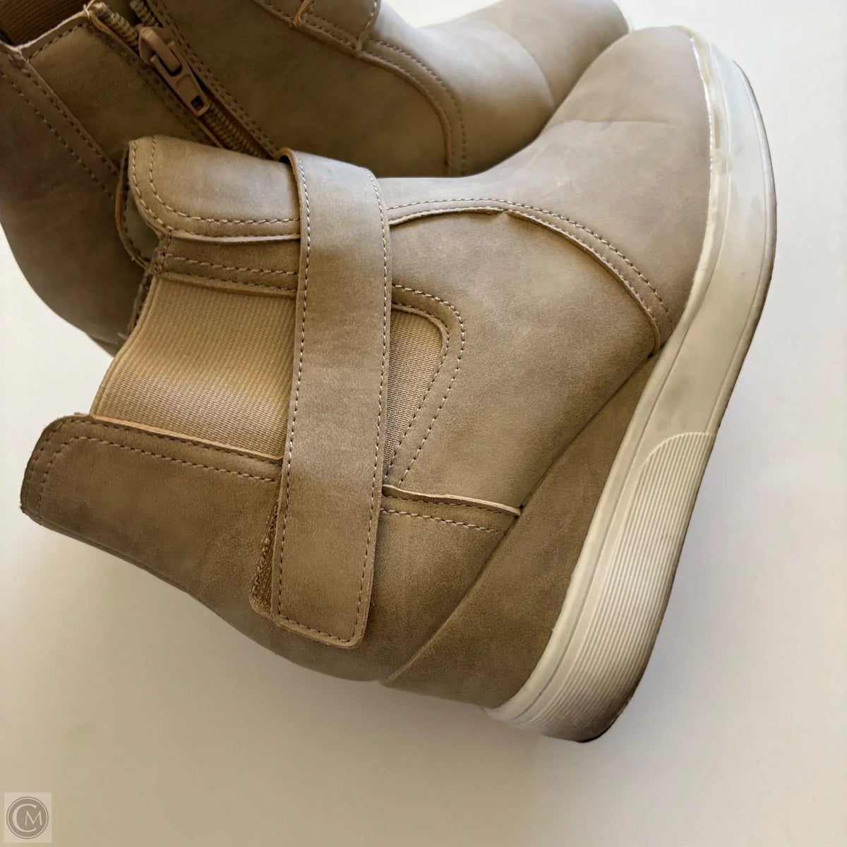 Boots Ankle Flats By Serra In Tan, Size: 9