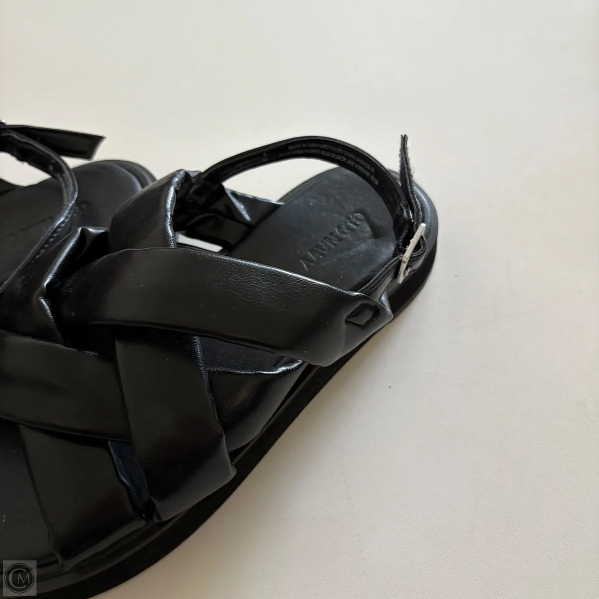 Sandals Flats By Old Navy In Black, Size: 6