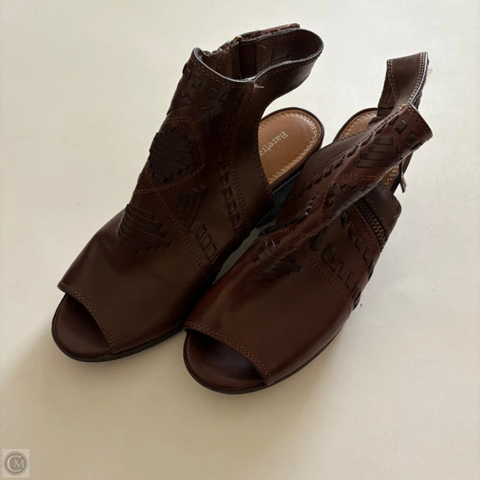 Shoes Heels Block By Bare Traps In Brown, Size: 6.5