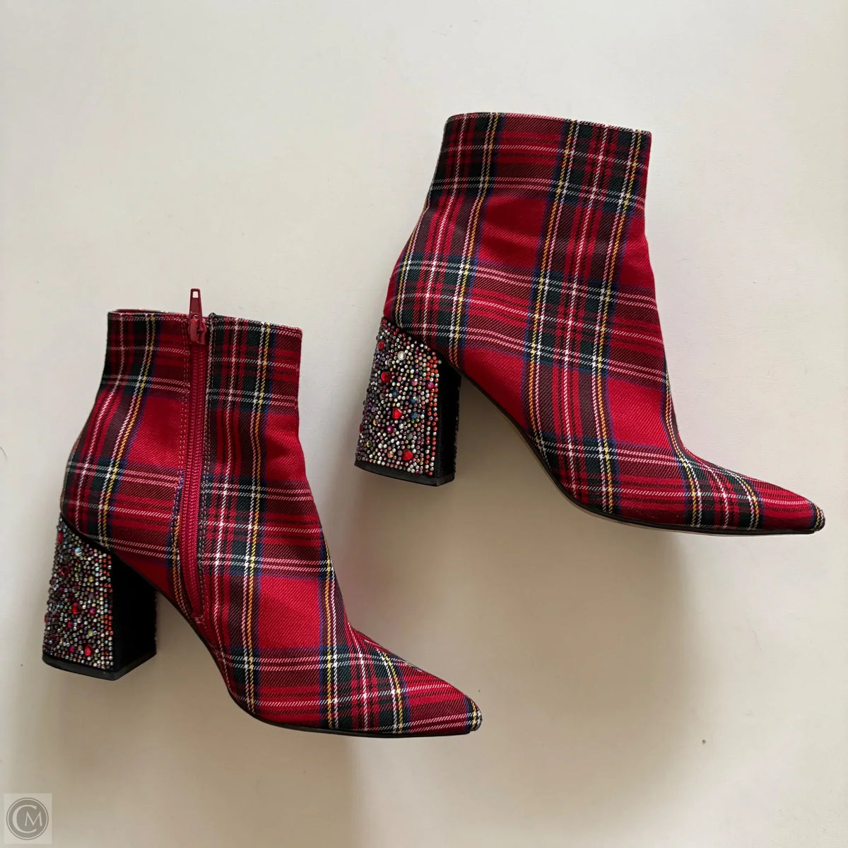 Boots Ankle Heels By Betsey Johnson In Plaid Pattern, Size: 6.5