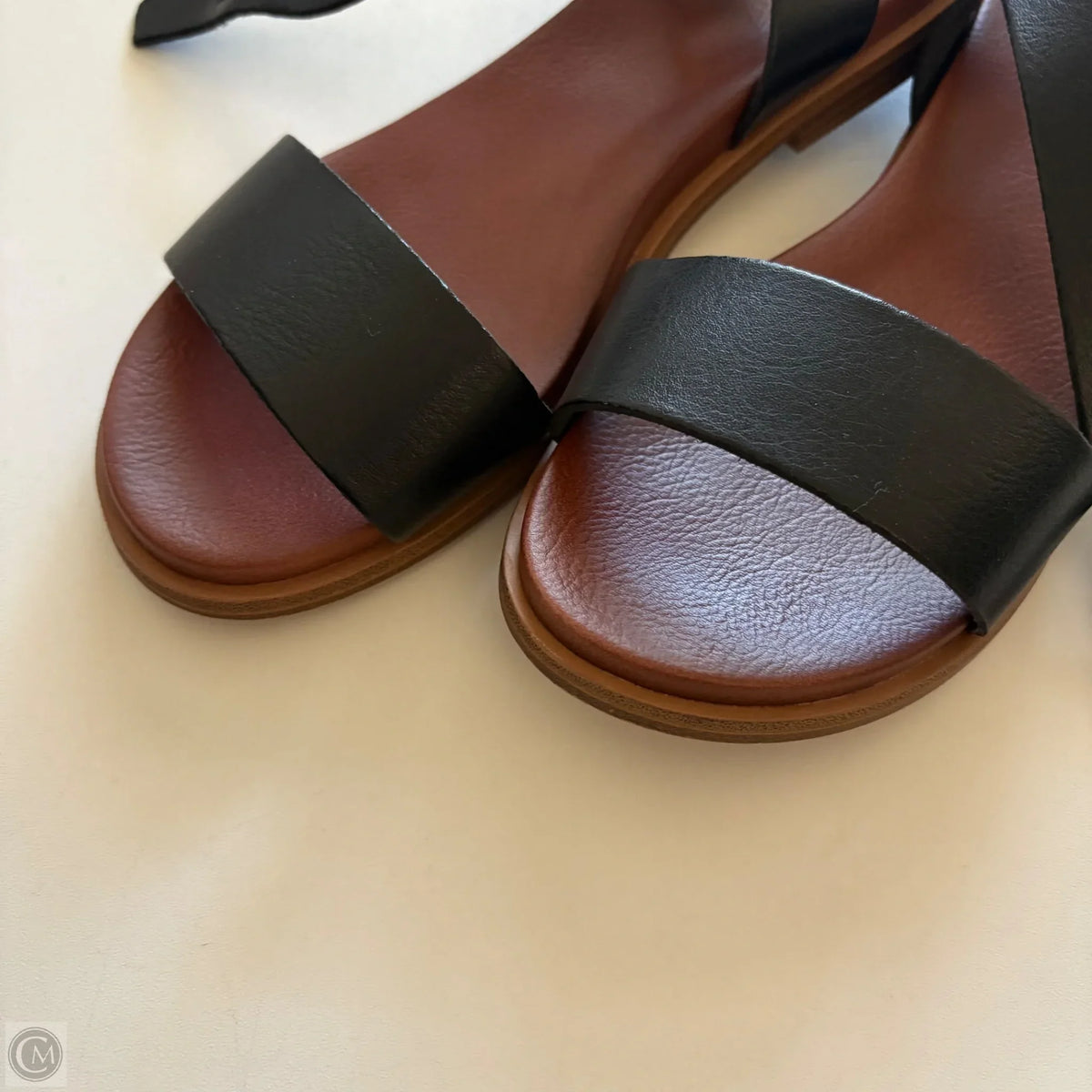 Sandals Flats By Mia In Black, Size: 6