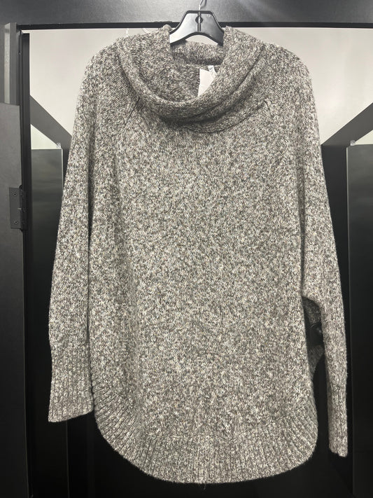 Sweater By Leo And Nicole In Grey, Size: M