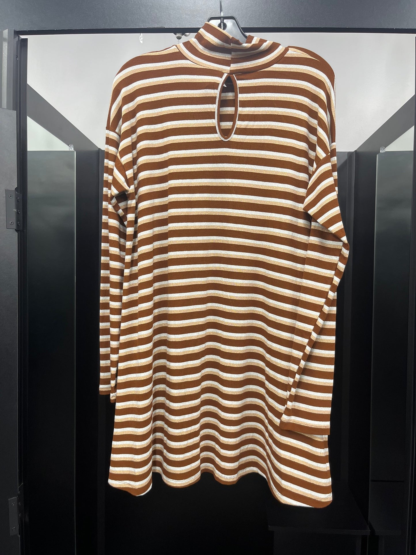 Striped Dress Casual Short Umgee, Size M