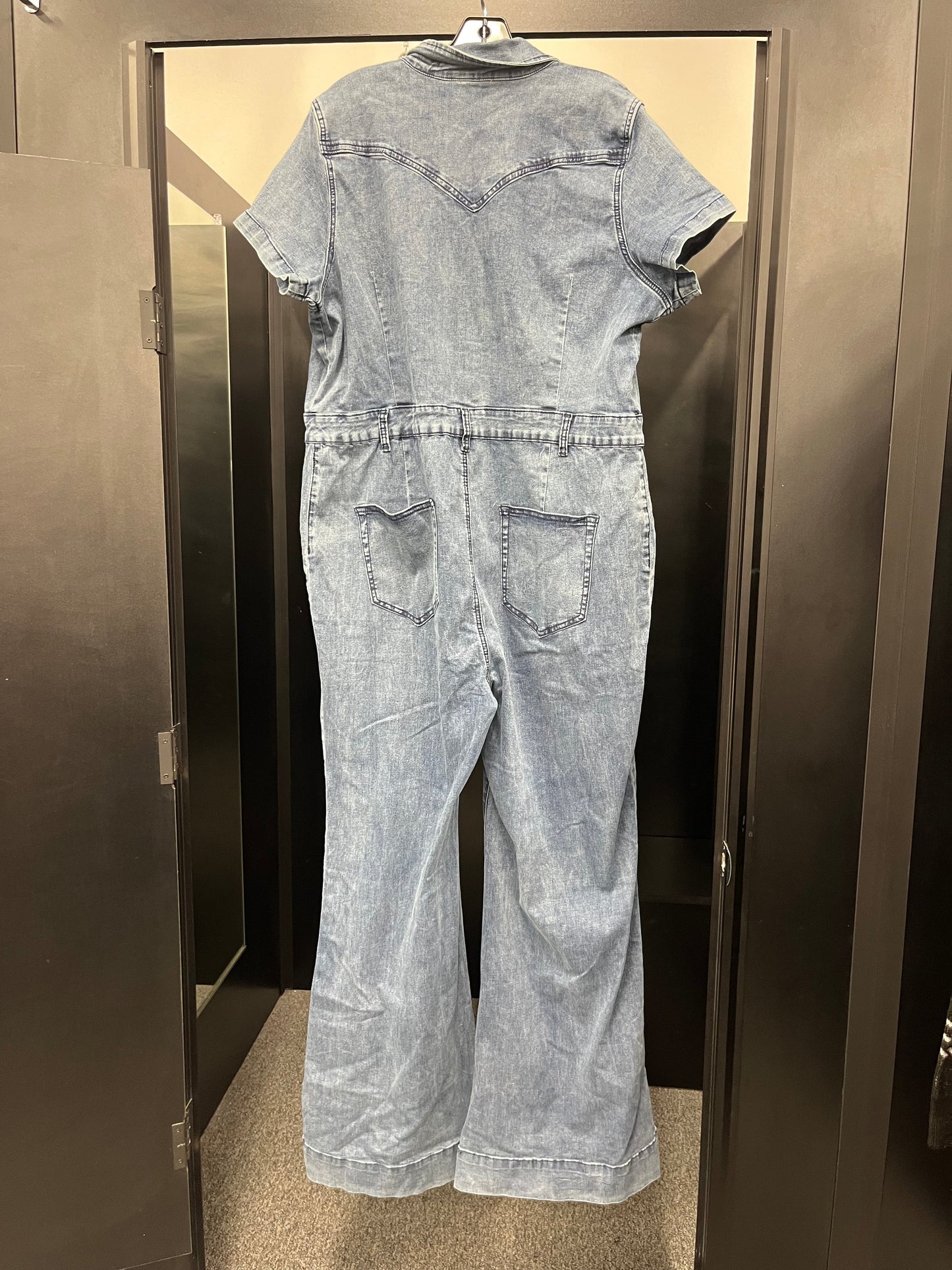 Blue Jumpsuit Show Po NWT, Size 16