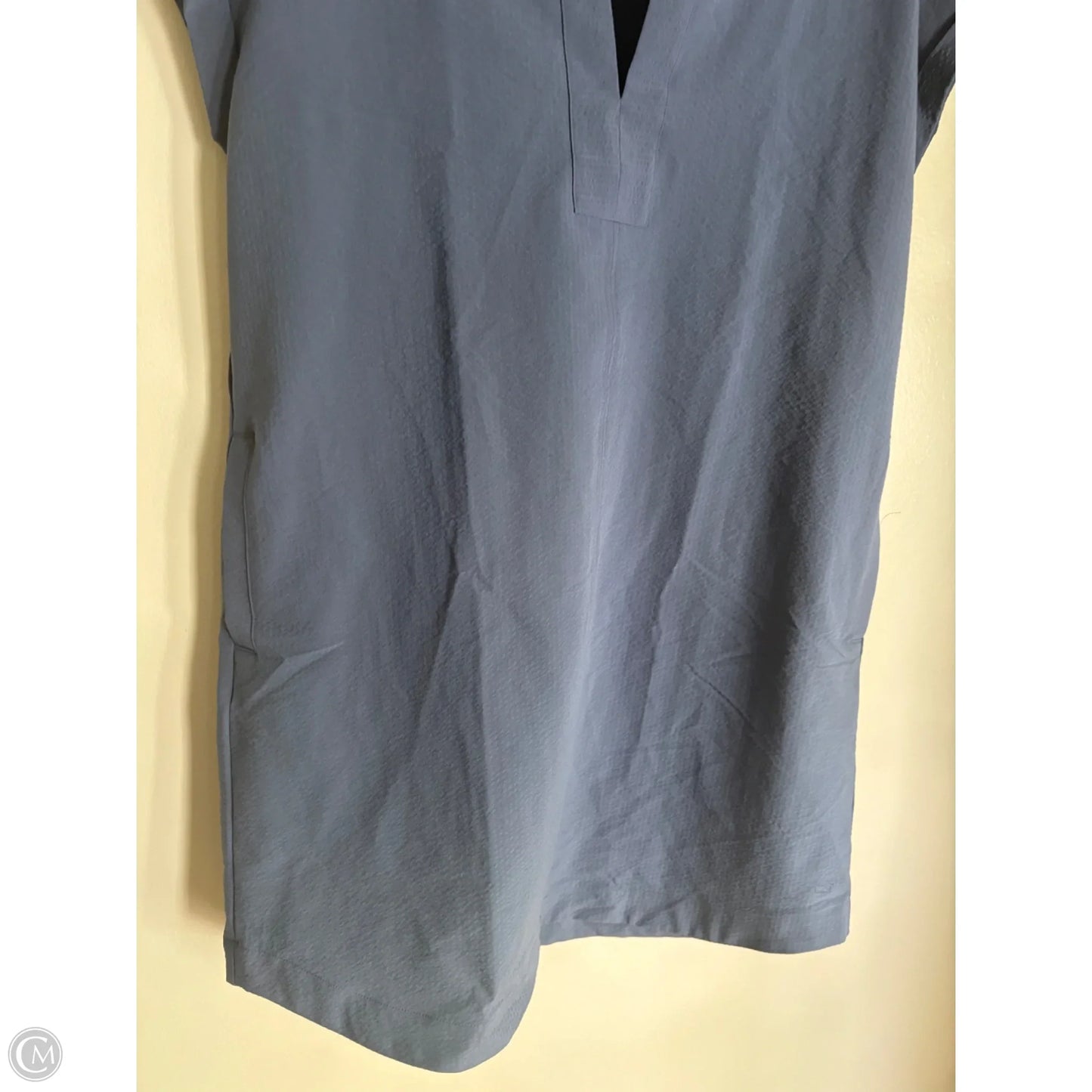 Dress Casual Short By Vineyard Vines In Blue, Size: M