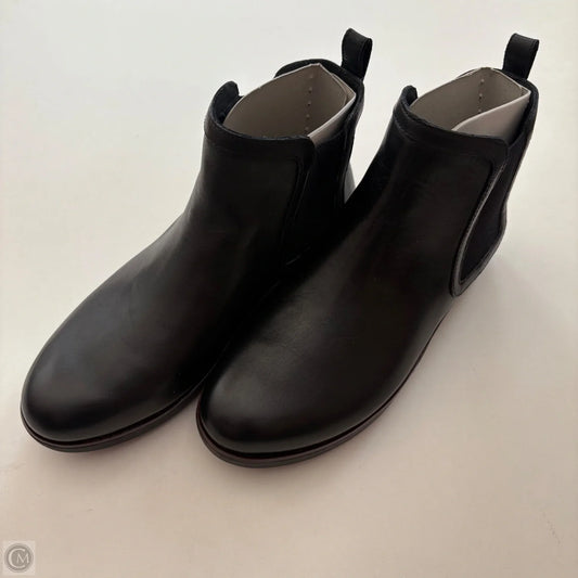 Boots Ankle Flats By Fitflop In Black, Size: 8