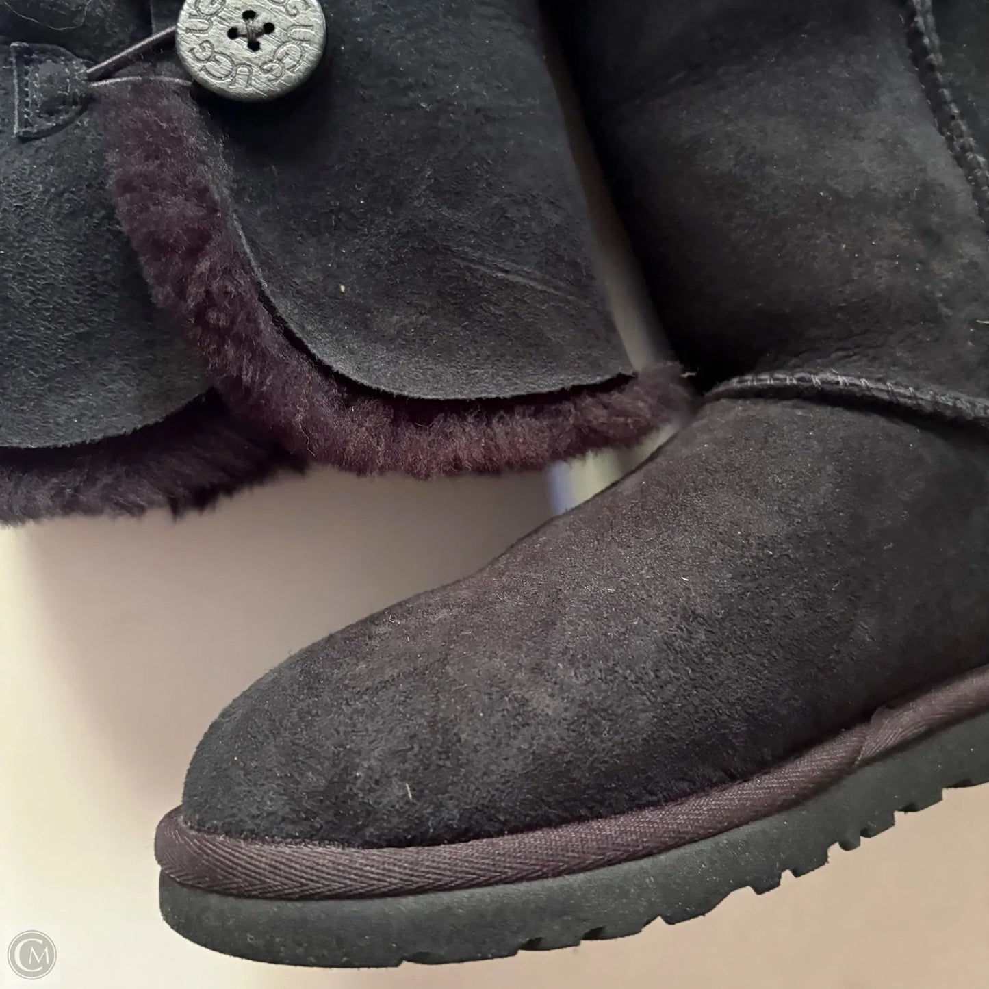 Boots Designer By Ugg In Black, Size: 6