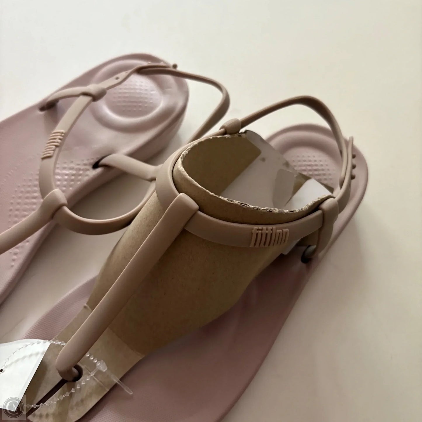 Sandals Flats By Fitflop In Pink, Size: 8