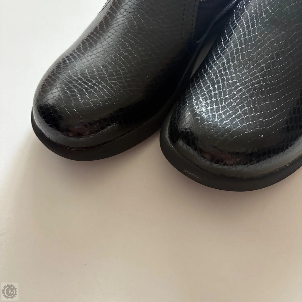 Shoes Flats By tredsafe In Black, Size: 6