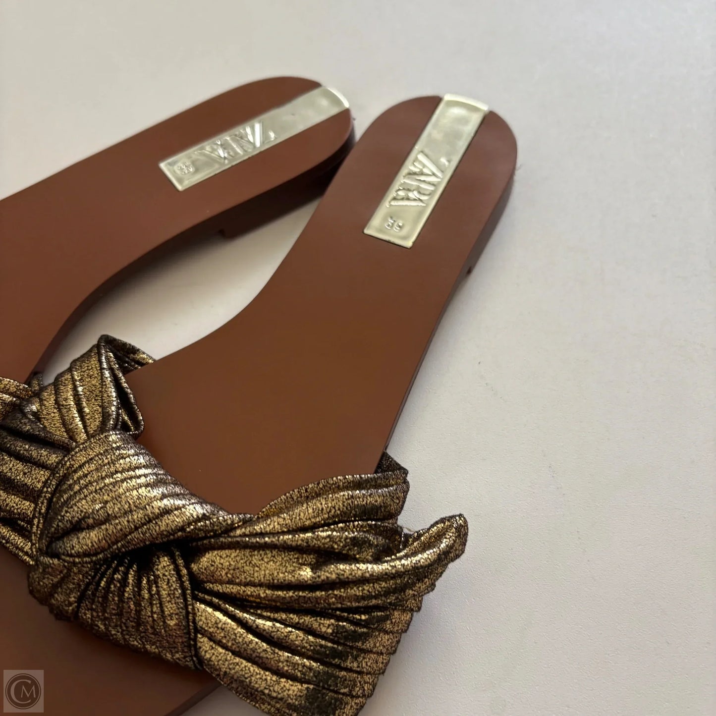 Sandals Flats By Zara In Gold & Tan, Size: 8.5