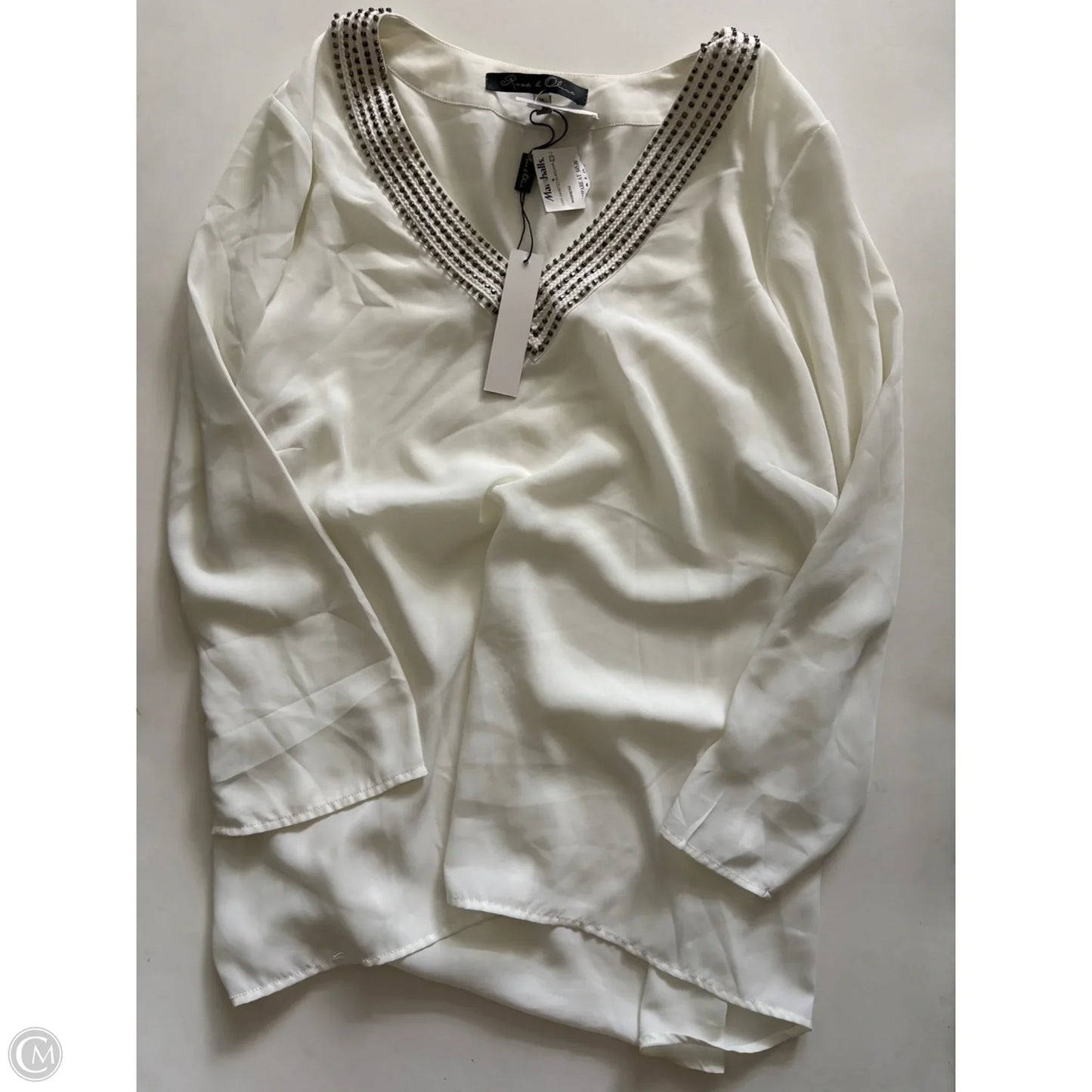 Top Long Sleeve By Rose And Olive In White, Size: 1x