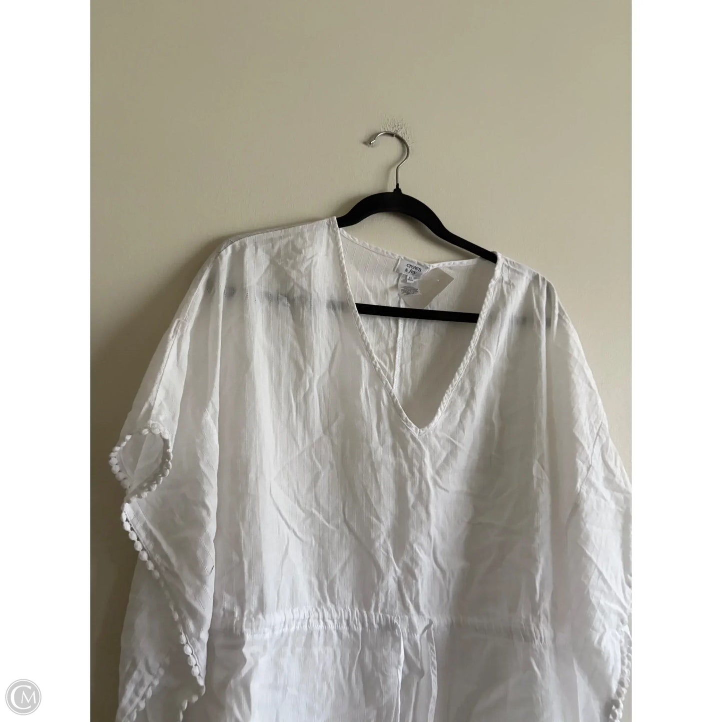 Top Short Sleeve By Crown And Ivy In White, Size: Xl