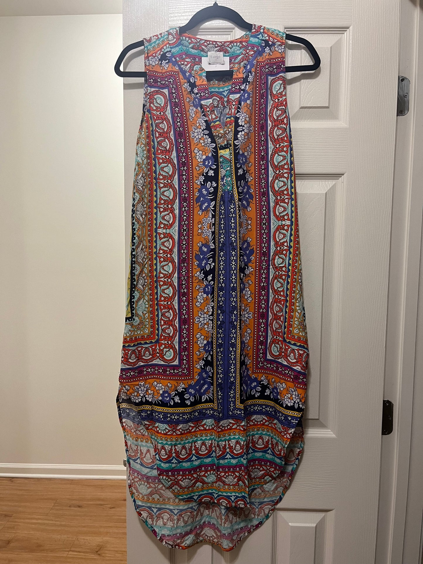 Multi-colored Top Sleeveless Cupio, Size S