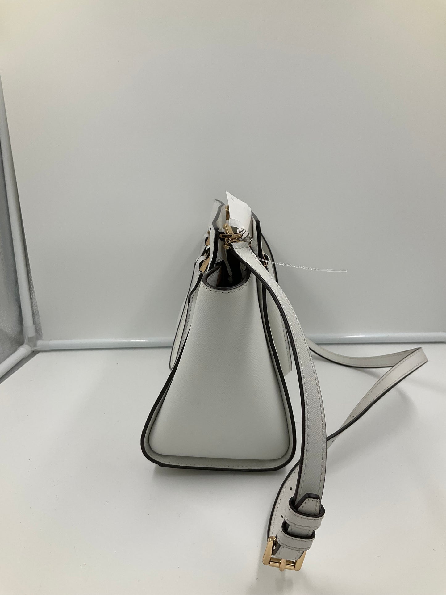 Handbag Designer By Michael Kors In White, Size:Medium