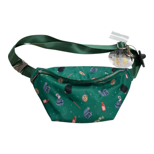 Belt Bag By Clothes Mentor In Green, Size:Medium