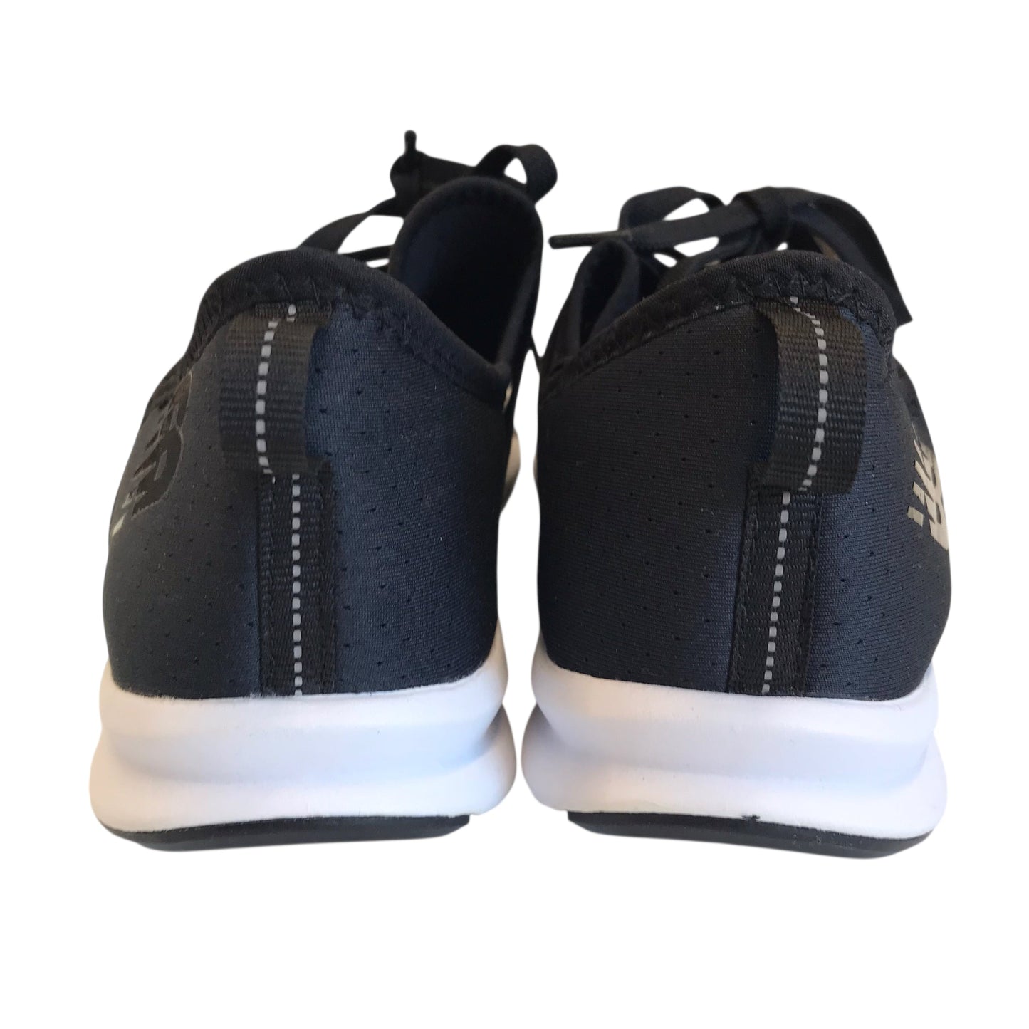 Shoes Sneakers By New Balance In Black & White, Size:6